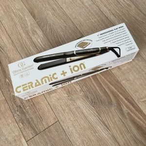 Olivia Garden 1” flat iron New in Box!